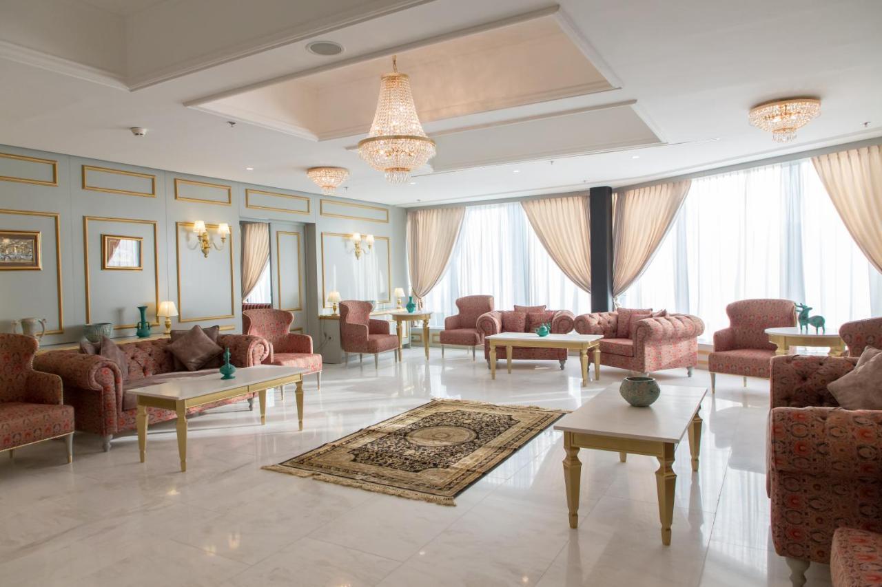 Swissotel SJJ Exterior foto The lobby of the hotel